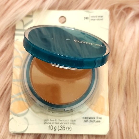 Brand New 4CT. BUNDLE COVERGIRL COSMETIC ITEMS - Picture 3 of 6